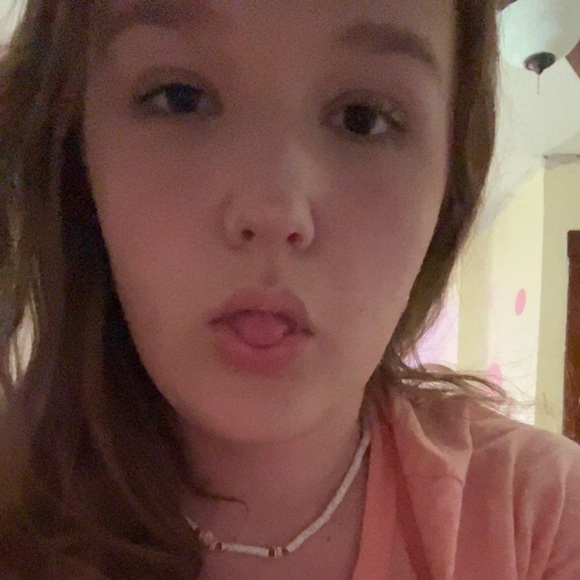 Meet your Posher, Shelby - Picture 1 of 1